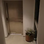 A La B *